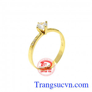 Nhẫn nữ ấn tượng