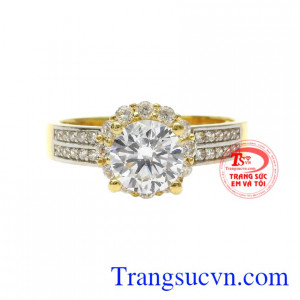 Với kiểu dáng thanh thoát và đầy lấp lánh sẽ là sự lựa chọn hàng đầu của nữ giới.