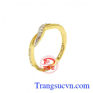 Nhẫn nữ kiều diễm