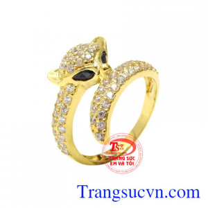 Nhẫn nữ vàng hồ ly quyến rũ mang vẻ đẹp độc đáo và thu hút sẽ là sự lựa chọn hoàn hảo dành cho phái đẹp.