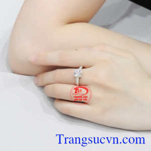 Hãy cứ yêu thương vì cuộc đời cho phép mà.