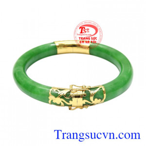 Vòng cẩm thạch xanh ngọc bọc vàng 14k bền đẹp, chất lượng, tôn lên sự tinh tế, sang trọng và thời trang cho phái đẹp.
