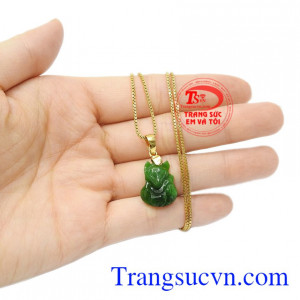 Bộ mặt dây hồ ly Jadeite mang lại may mắn đến cho bạn.