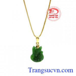 Vì vậy mà các sản phẩm về ngọc cẩm thạch được rất nhiều người sử dụng và các sản phẩm như tỳ hưu hay hồ ly cẩm thạch đều là những sản phẩm được ưa chuộng.