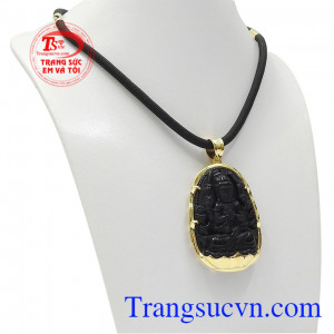 Bộ phật bản mệnh tuổi Tý may mắn được kết hợp từ vàng tây và đá obsidian. 