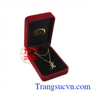 Bộ trang sức chữ H phong cách đang được rất nhiều khách hàng yêu thích và lựa chọn.