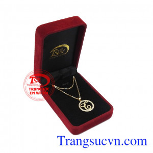 Bộ trang sức bền đẹp, nhận đặt chế tác theo yêu cầu.