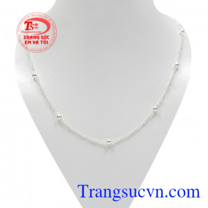 Dây chuyền bạc nhỏ xinh