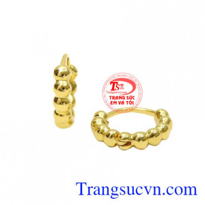 Hãy đến với trang sức Em và Tôi để lựa chọn những mẫu hoa tai dành riêng cho bạn.