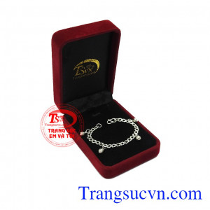 Lắc bạc đẹp cho bé trai