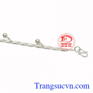 Lắc bạc khỏe khoắn cho bé nhận đặt chế tác theo yêu cầu, bảo hành uy tín.