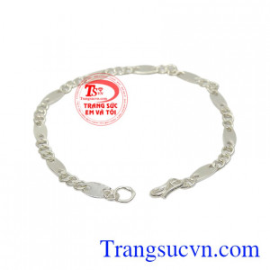 Sản phẩm không chỉ tiện dụng mà còn rất hợp thời trang dễ dàng kết hợp cùng nhiều kiểu quần áo.