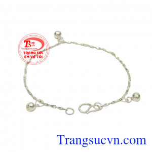 Lắc nữ bạc cá tính và thời trang.