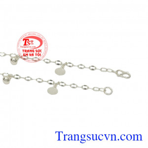 Sản phẩm chế tác từ bạc 92.5 bền đẹp, cản gió. Lắc nữ bạc thời trang