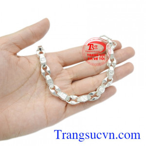 Lắc tay nam bạc cá tính sự lựa chọn dành cho bạn.