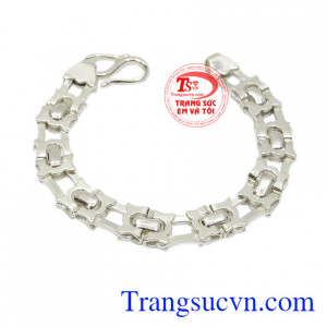 Đeo lắc tay nam vừa hợp thời trang vừa mang lại nhiều lợi ích về sức khỏe cho các cánh mày râu.