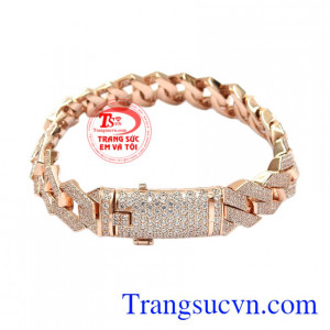 Lắc tay nam vàng hồng được chế tác đầy tinh xảo, tỉ mỉ tạo vẻ thời thượng cho nam giới.