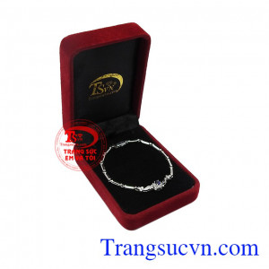 Lắc tay vàng trắng tinh tế được bảo hành uy tín, giao hàng toàn quốc. 