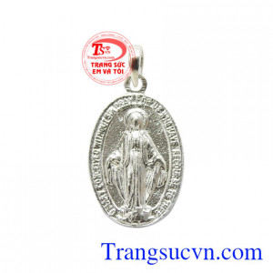 Mặt bạc đức mẹ ban ơn là sản phẩm mới của trang sức Em và Tôi được nhiều khách hàng yêu thích và lựa chọn.