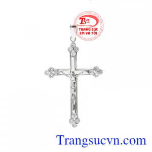 Mặt thánh giá jesus vàng trắng được chế tác vô cùng tỉ mỉ, sắc nét tạo vẻ sáng bóng cho sản phẩm.
