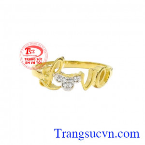 Nhẫn chữ Love đáng yêu, trẻ trung và năng động.