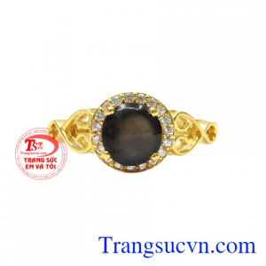 Saphir sao là viên đá mang một vẻ đẹp hoàn mỹ và chúng sẽ giúp cho người sở hữu được tỏa sáng.