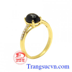 Nhẫn nữ saphir sao tinh tế mang đến vẻ duyên dáng và sang trọng đến cho phái đẹp.