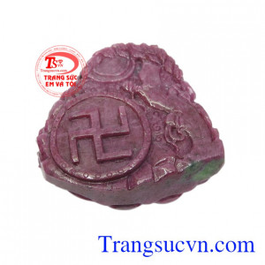 Mang sản phẩm bên người giúp tĩnh tâm và tránh được sự quấy nhiễu của tà ma.