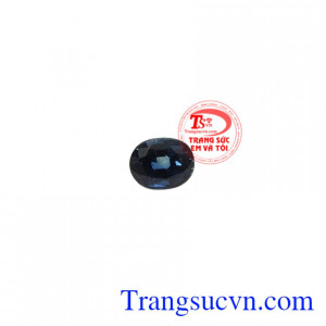 Viên Saphir thịnh vượng phù hợp cho những người mang mệnh Thủy và Mộc.
