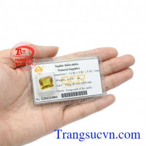 Đá Sapphire được coi là viên đá của tri thức đem lại sự minh mẫn, và tích cực.