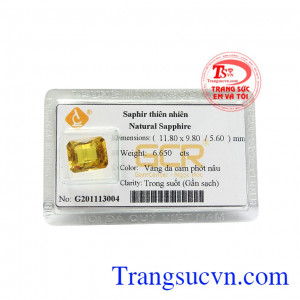 Viên saphir vàng tài lộc là viên đá chứa nguồn năng lượng dồi dào đem lại nhiều điềm lành cho người dùng.