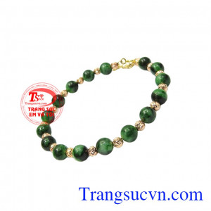 Vòng tay jadeite thời trang và phong cách. 