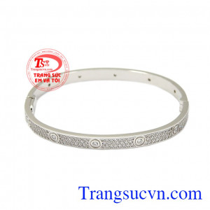 Vòng tay nữ đẳng cấp