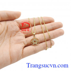 Bộ trang sức chế tác từ vàng tây 10k bền đẹp, đảm bảo chất lượng. Bộ trang sức bông tuyết diệu kỳ