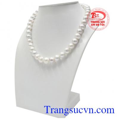 Không chỉ vậy, ngọc trai còn giúp cho người đeo có tinh thần sảng khoái, suy nghĩ tích cực và bình tâm hơn.