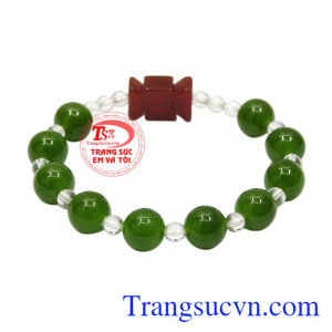 Người ta tin rằng, đeo đá cẩm thạch bên mình sẽ mang đến nhiều vận may thu hút tài lộc và còn có thể giúp tinh thần sảng khoái, thư giãn hơn.