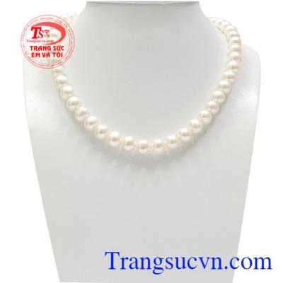 Chuỗi ngọc trai quý bà mang tới nét sang trọng và thanh lịch cho người đeo.