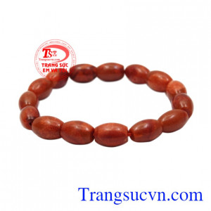Người ta tin rằng, đeo đá san hô giúp mang lại sức khỏe, đẩy lùi bệnh tật, mang đến điềm lành cho cho người dùng.