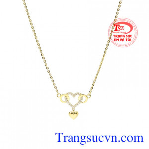 Sản phẩm chất chứa một ý nghĩa đặc biệt đó là: dù khoảng cách địa lý của hai con người có xa đến mấy, thì hai trái tim ấm nóng vẫn luôn hướng về nhau.