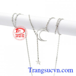 Dây chuyền vàng trắng trăng sao thanh toán an toàn.