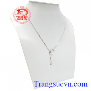 Sản phẩm lấy cảm hứng từ khung cảnh thiên nhiên đẹp mắt của bầu trời ban đêm.