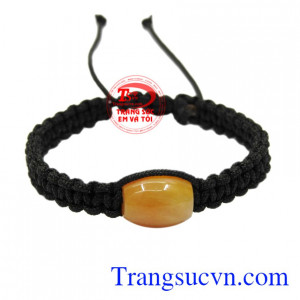 Dây tết ngọc cẩm thạch tài lộc mang đến nhiều điều may mắn đến cho người đeo.