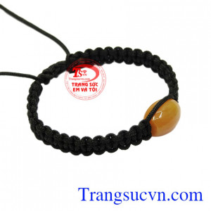 Là viên đá chứa nhiều nguồn năng lượng tích cực giúp cho tinh thần lạc quan hơn, giảm âu lo, căng thằng mang đến may mắn về tài lộc cho người đeo.