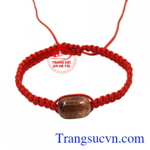 Đá thạch anh tóc mang đến nhiều may mắn về phong thủy và sức khỏe cho người đeo.