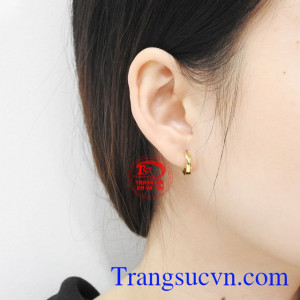 Đôi hoa tai vàng trơn đẹp vàng 18k