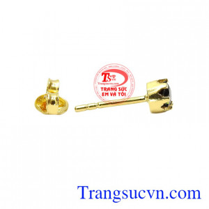 Không chỉ vậy, trong phong thủy đá Sapphire còn có công dụng đem đến nhiều vận may, hút tài lộc cho người dùng.