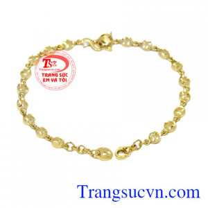 Hồ Ly là biểu tượng của sự thông minh, nhanh nhẹn và sắc sảo.