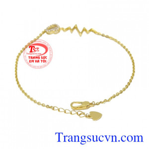 Chiếc lắc tay này mang ý nghĩa một tình yêu sâu đậm và bền chặt, hòa chung cùng nhịp đập.