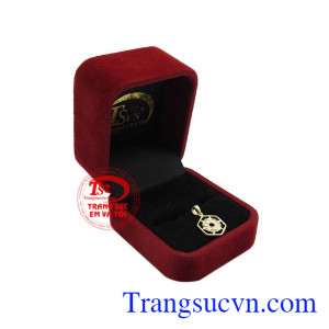 Mặt dây bông tuyết diệu kỳ nhận đặt chế tác theo yêu cầu, giao hàng toàn quốc.