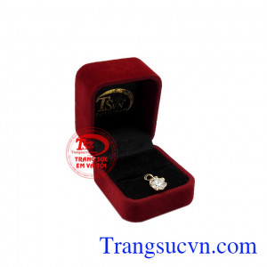 Sản phẩm có thể đặt chế tác theo yêu cầu, giao hàng toàn quốc. Mặt dây nữ vàng đáng yêu